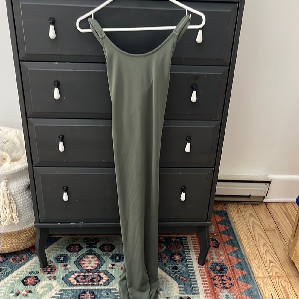 Elegant Olive Green Maxi Dress